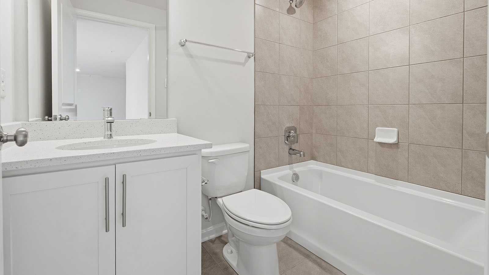 secondary full bath