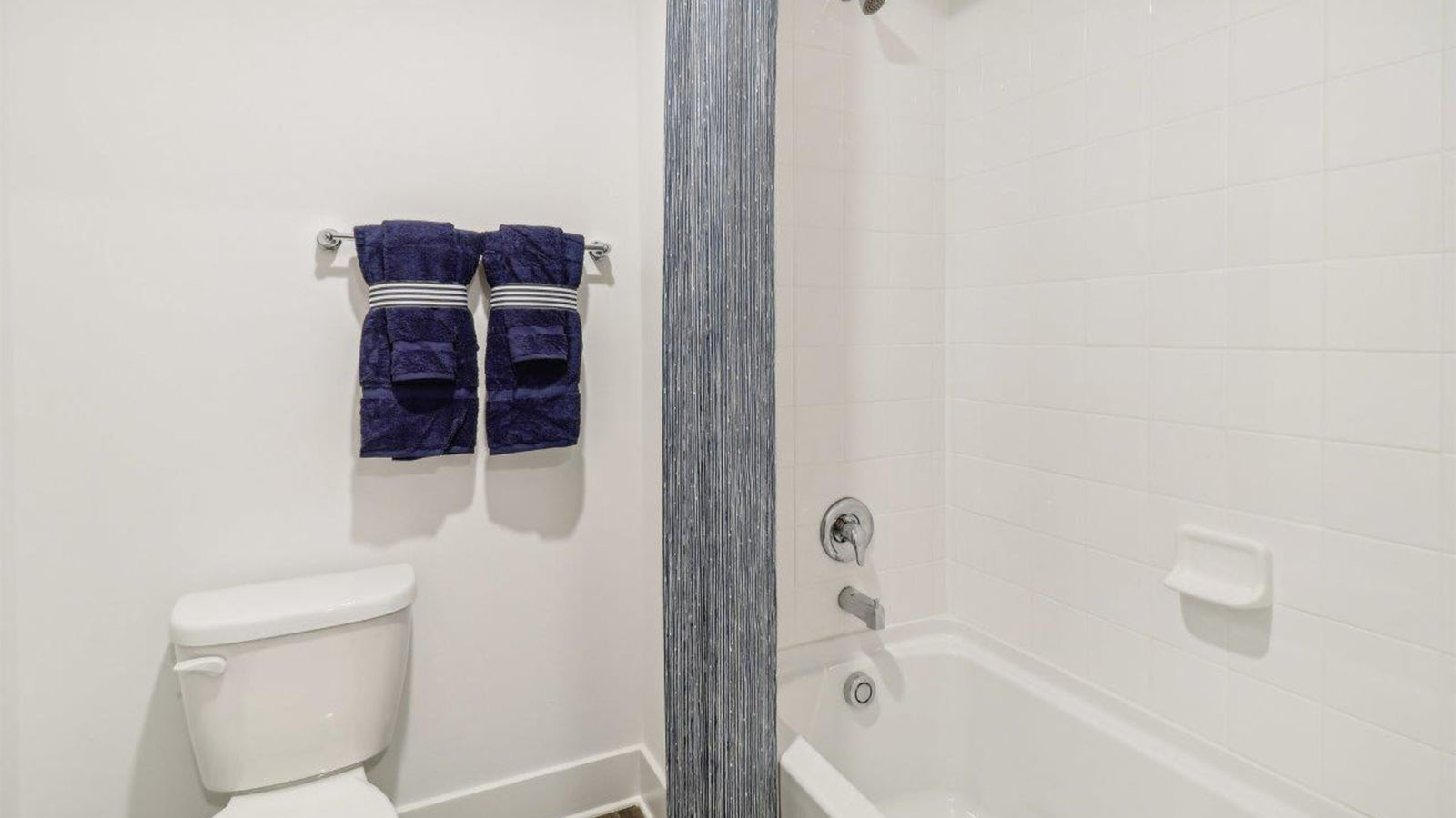 secondary full bath