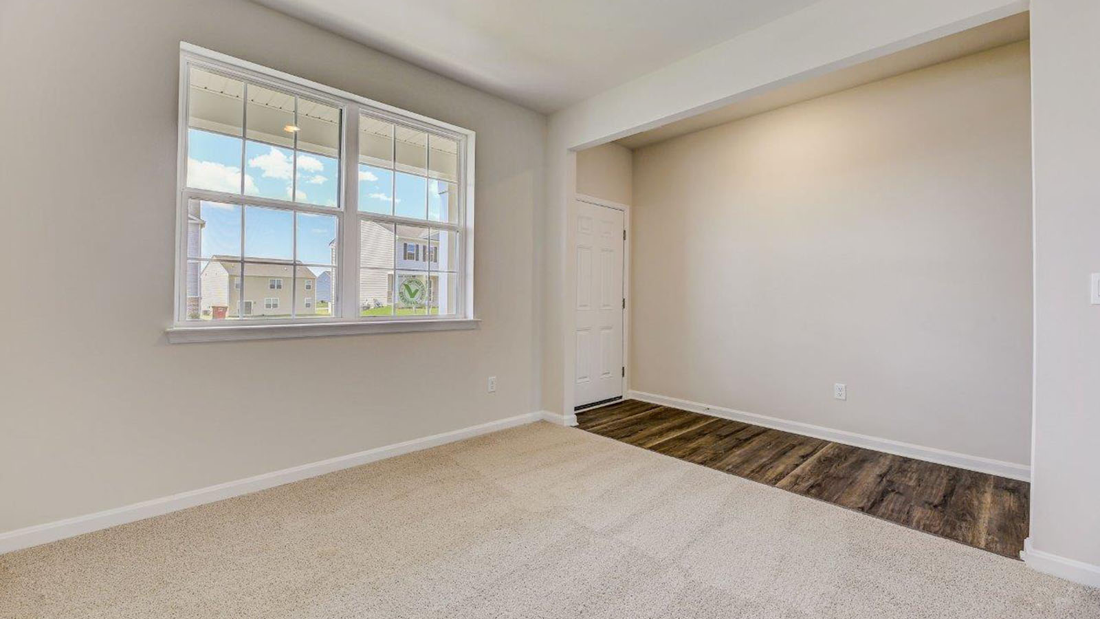 front flex room
