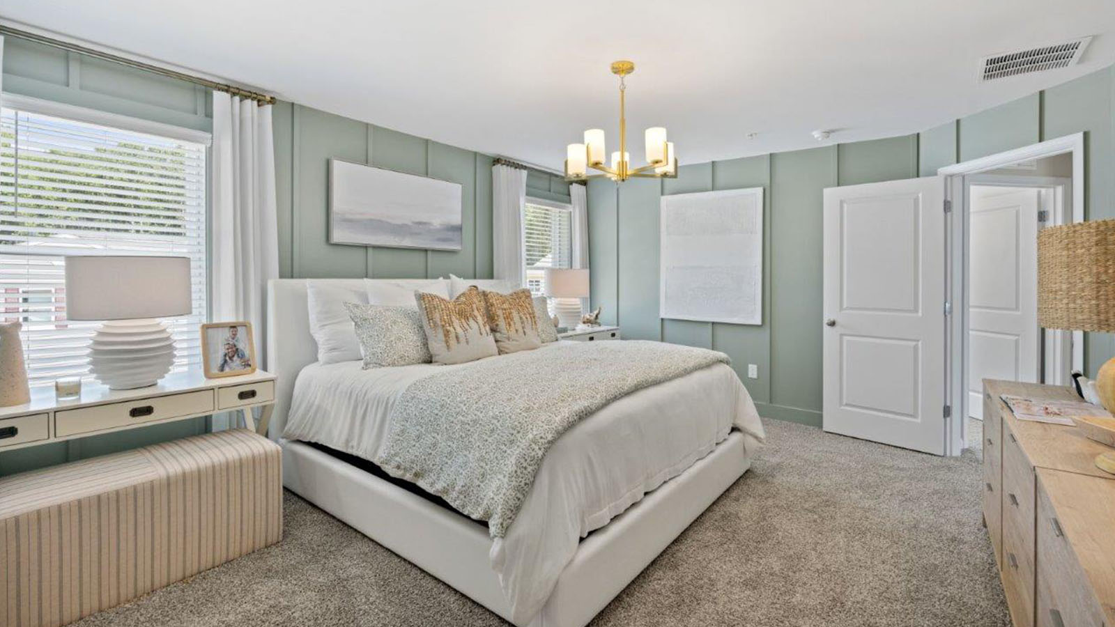 Deerfield Single Family New Home 4 Beds 2 Car Garage