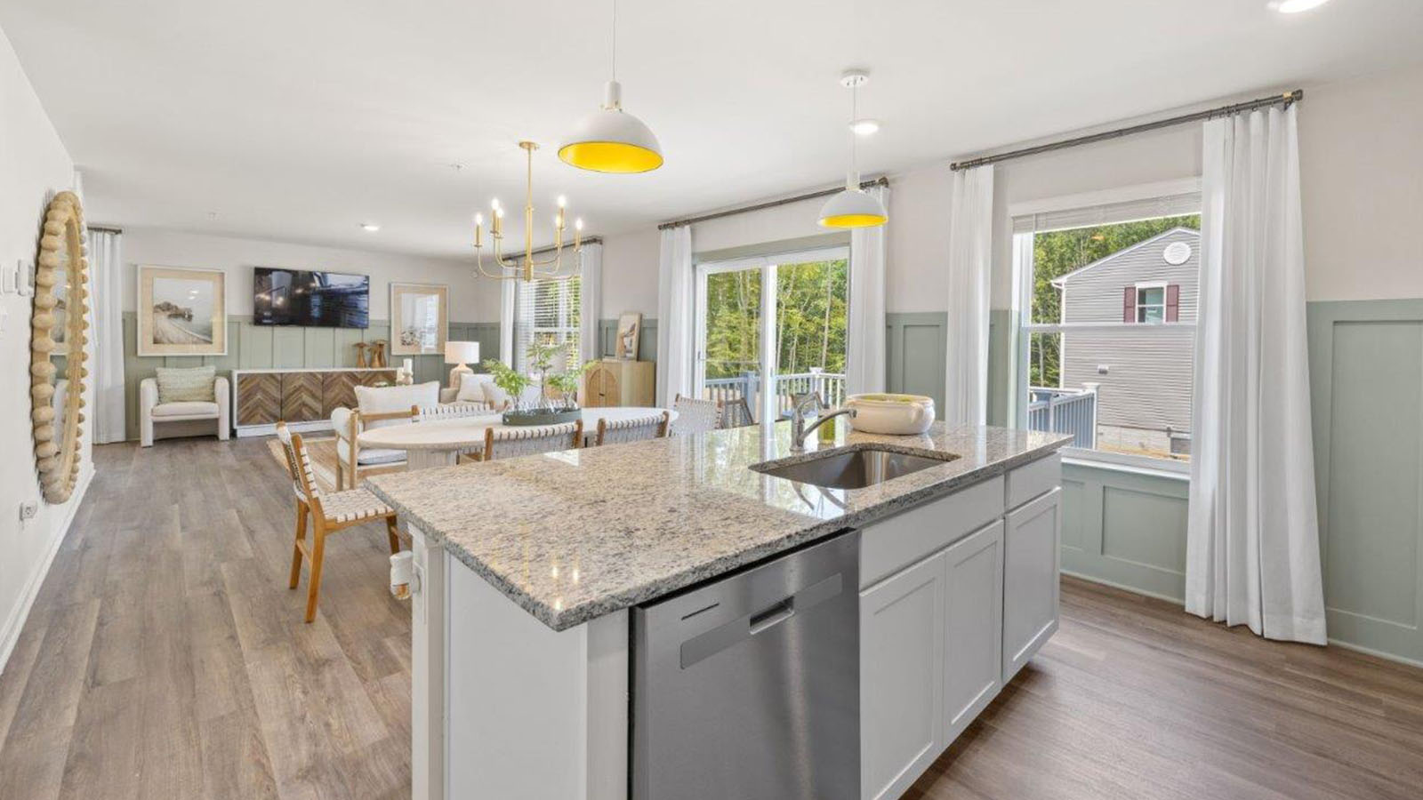 Deerfield Single Family New Home 4 Beds 2 Car Garage