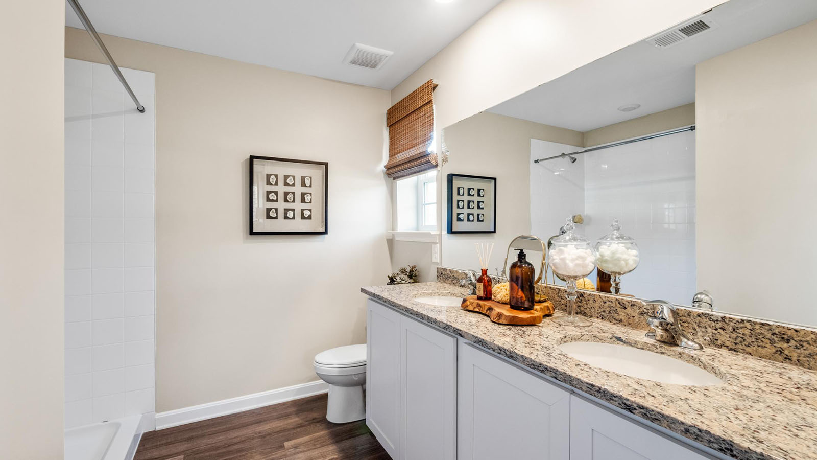 Neuville Single Family Rancher Home 4 Beds 2 Car Garage