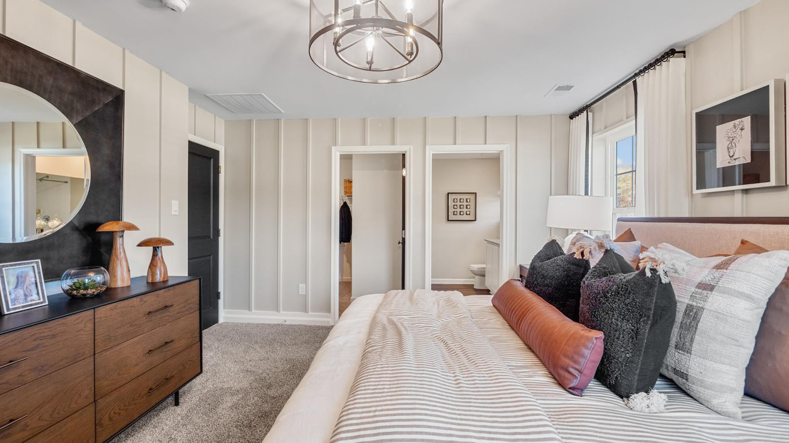 Neuville Single Family Rancher Home 4 Beds 2 Car Garage