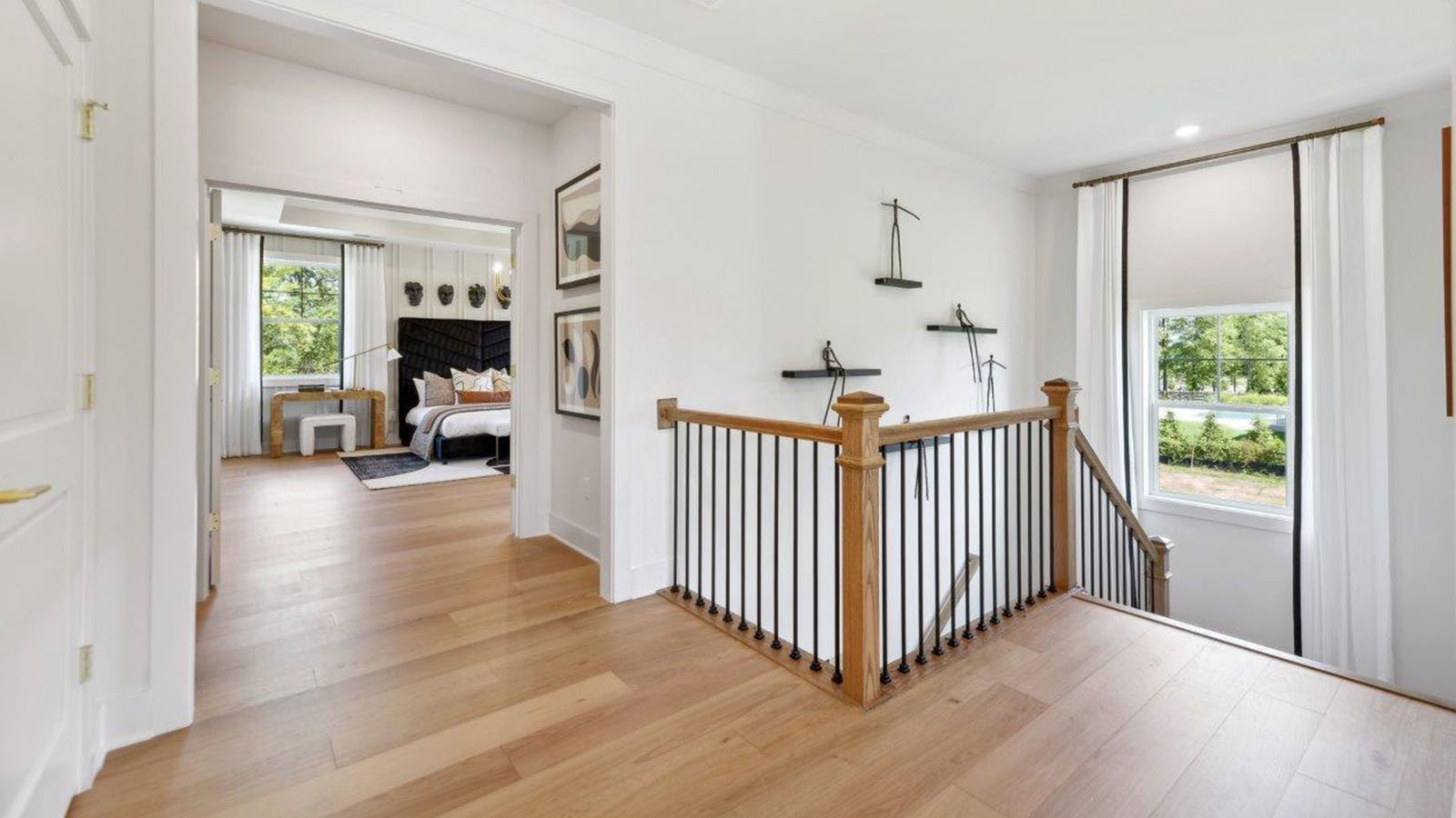 upstairs landing balcony