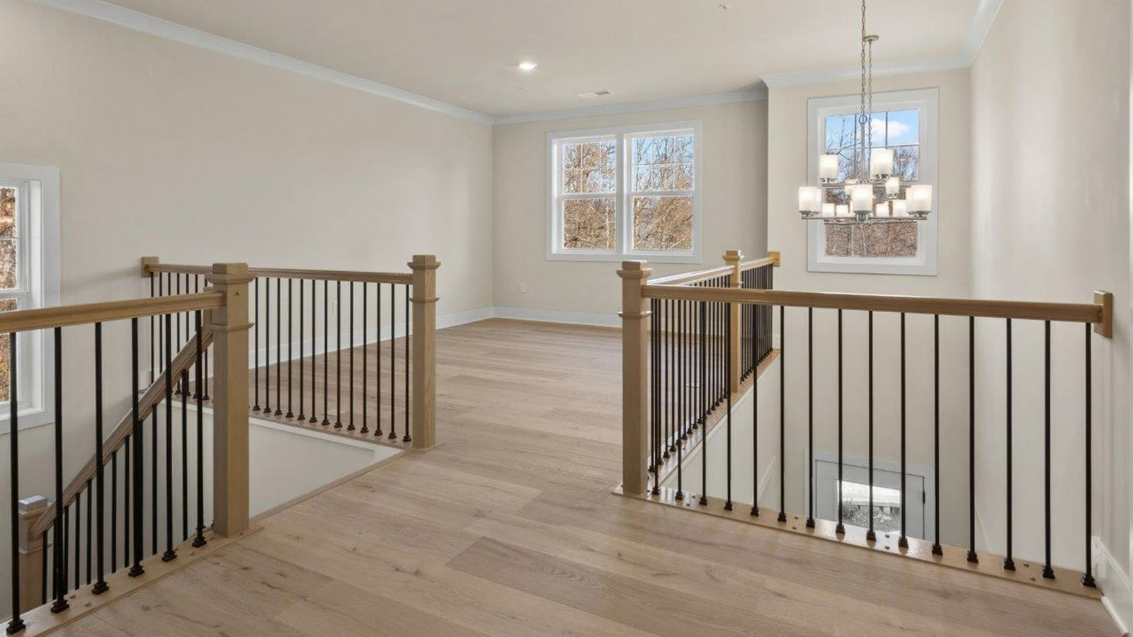 upstairs loft area leading to bedrooms