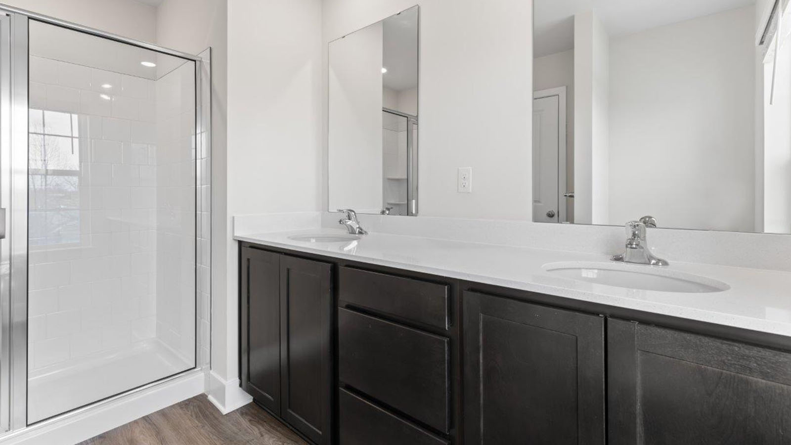 master bath with shower