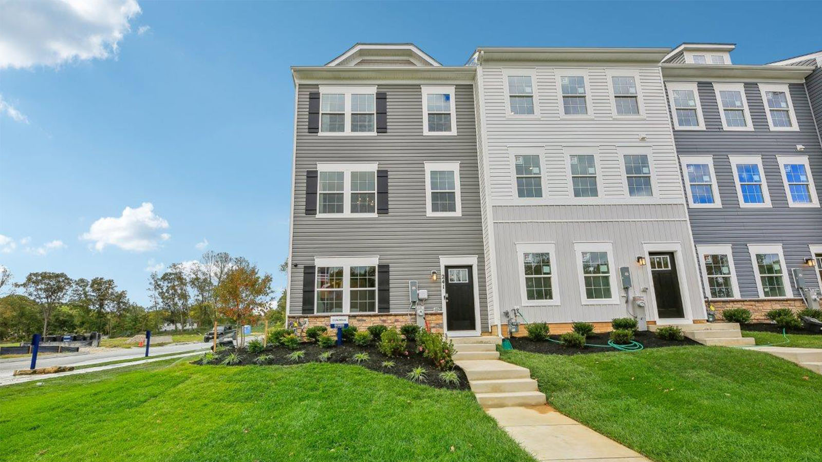 3 story townhome