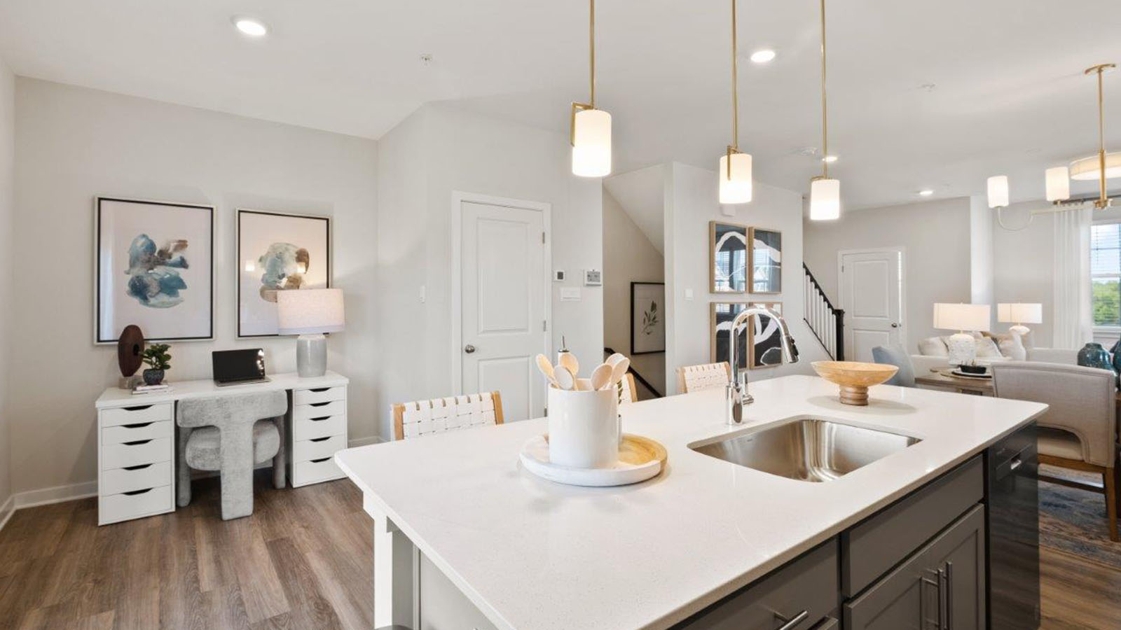 kitchen island with pendant lighting
