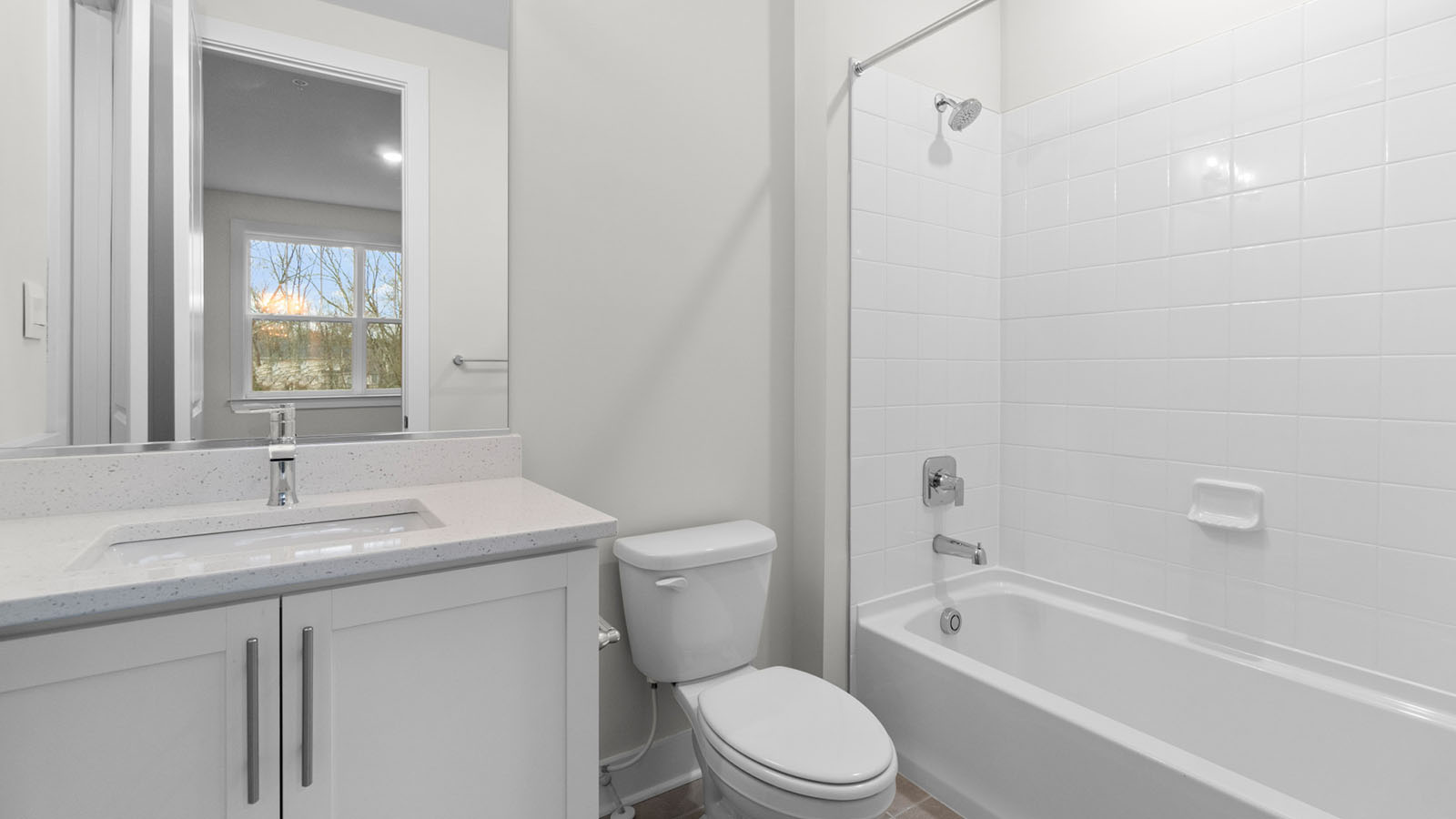 secondary full bath