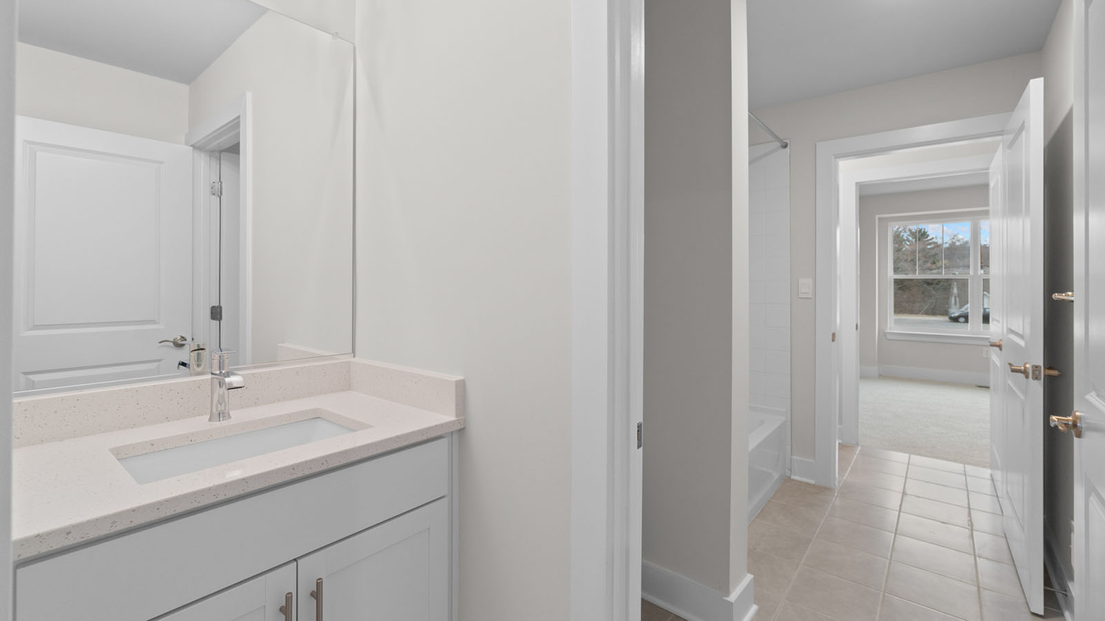 secondary jack and jill bath