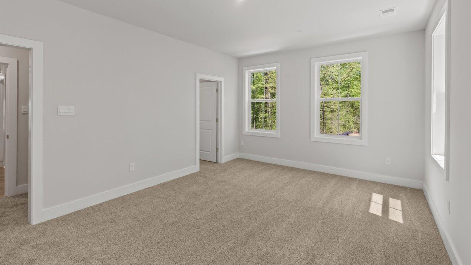 secondary bedroom