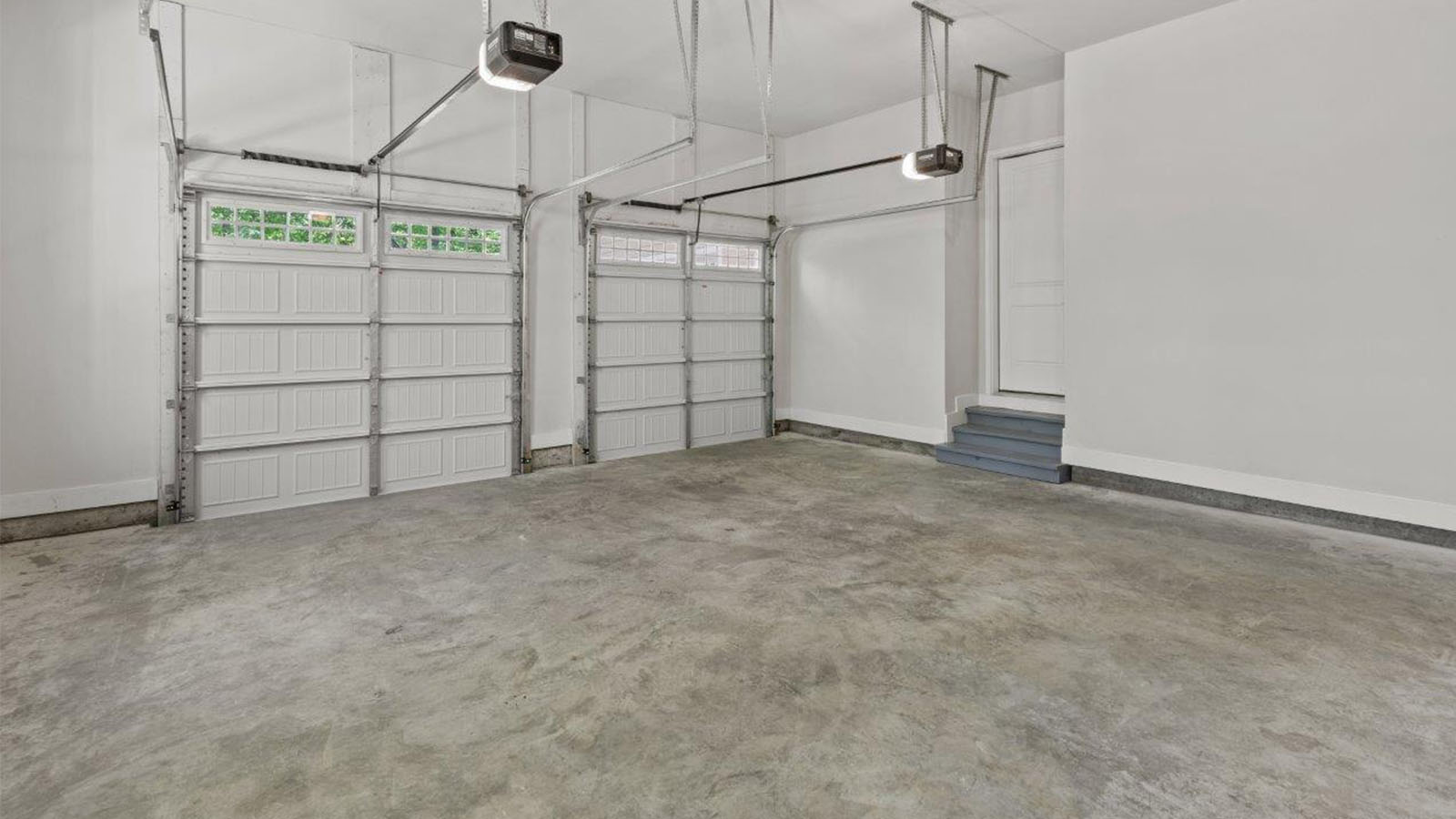 multi car garage