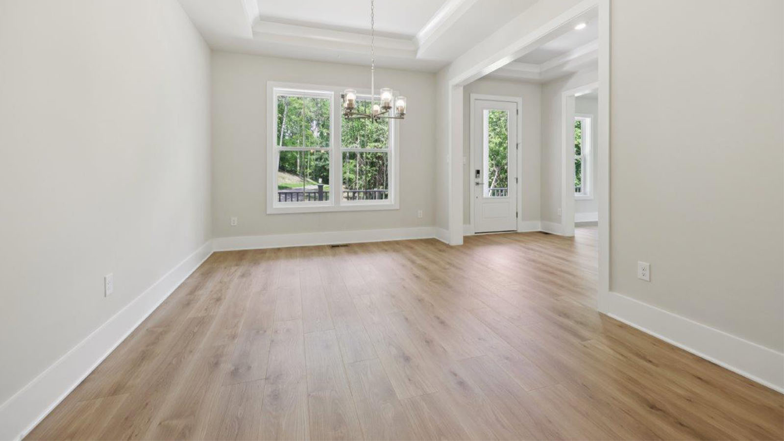 entryway leading to front flex room