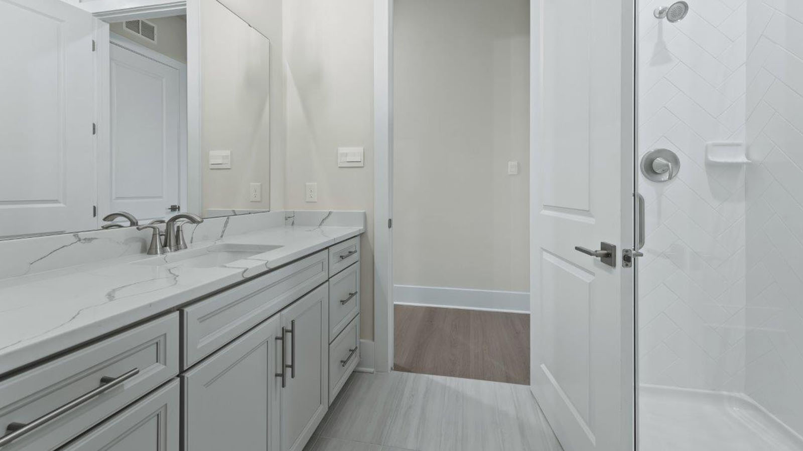 main level full bathroom