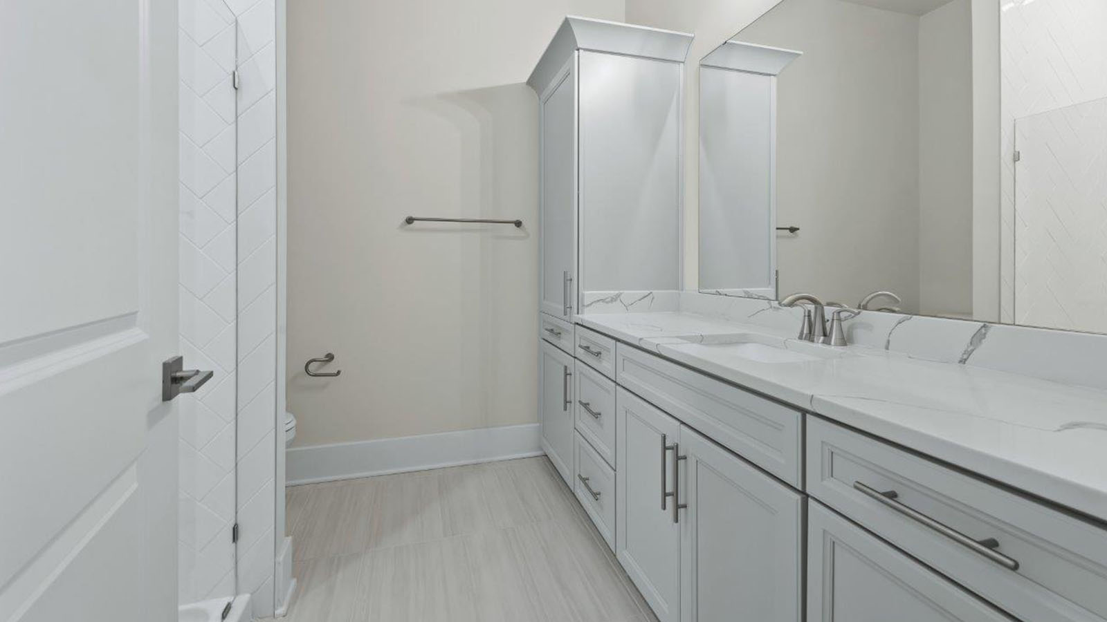 main level full bathroom