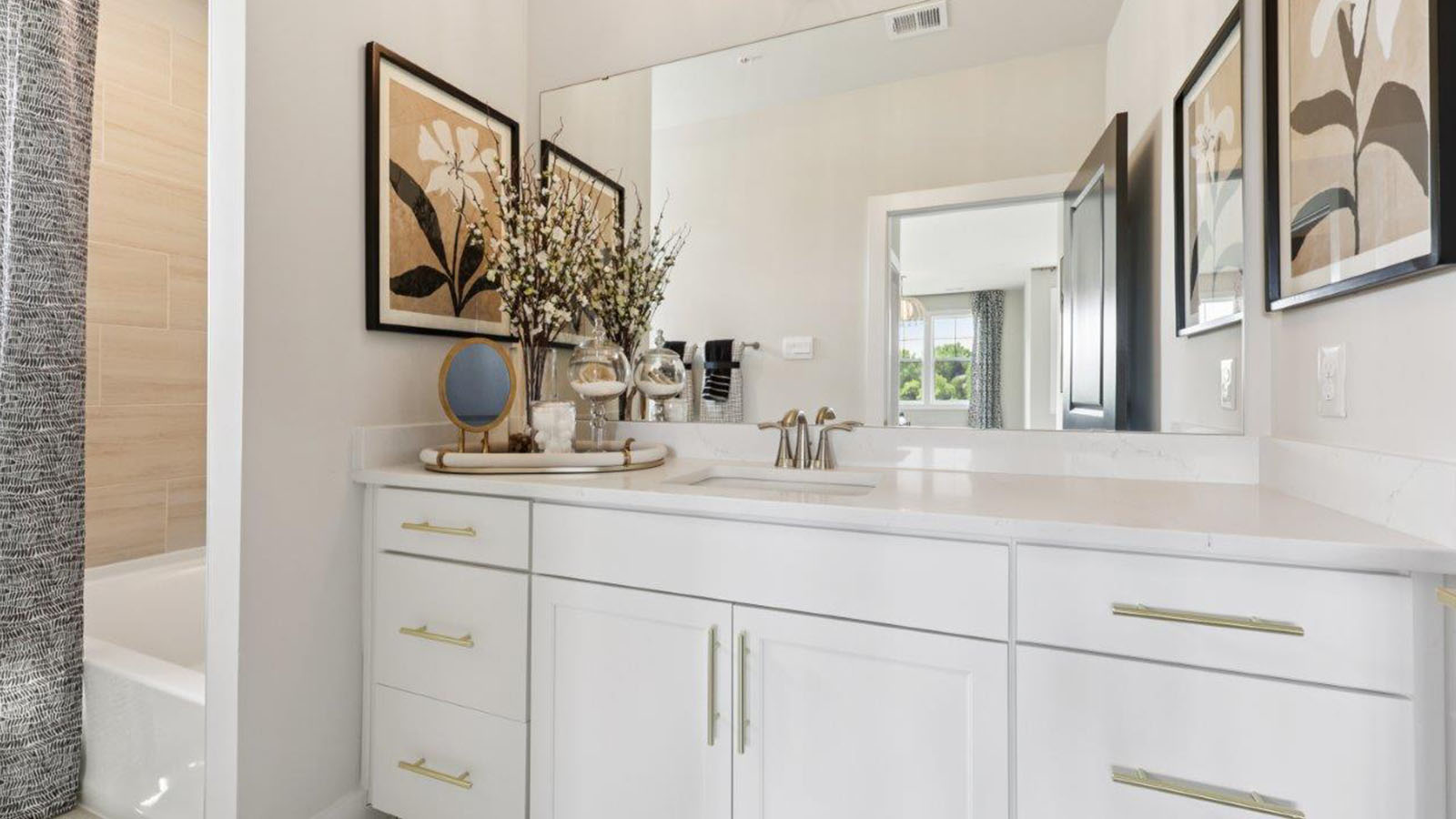 bedroom 2 full bathroom