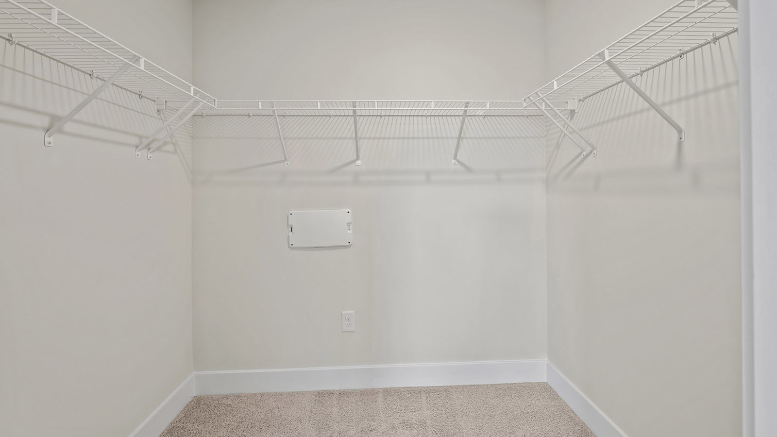 walk in closet
