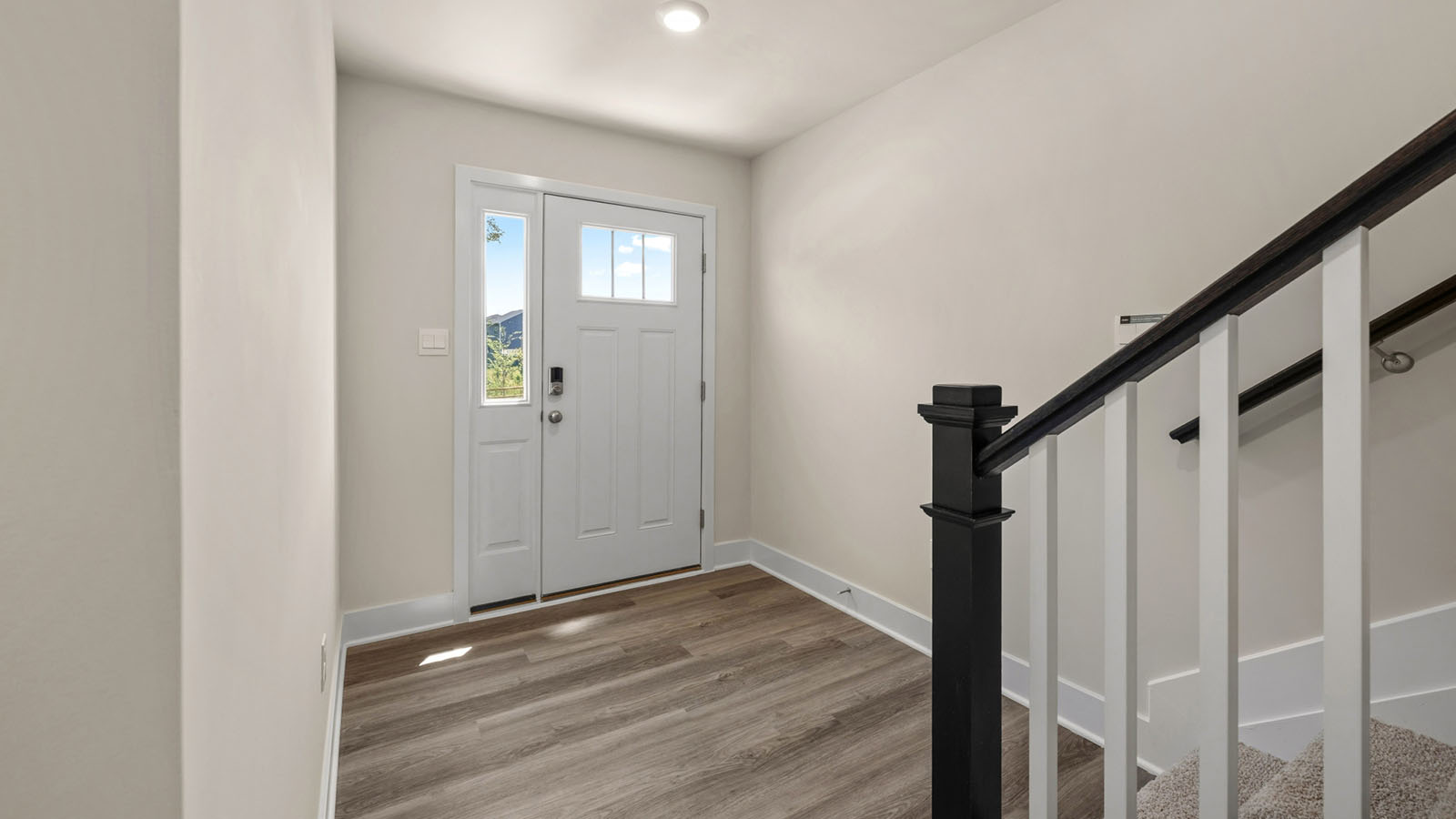front entrance with flex space
