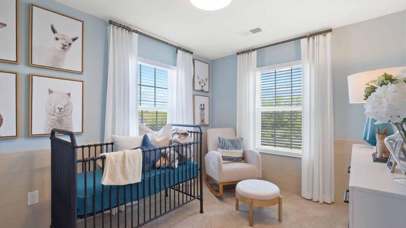 secondary bedroom