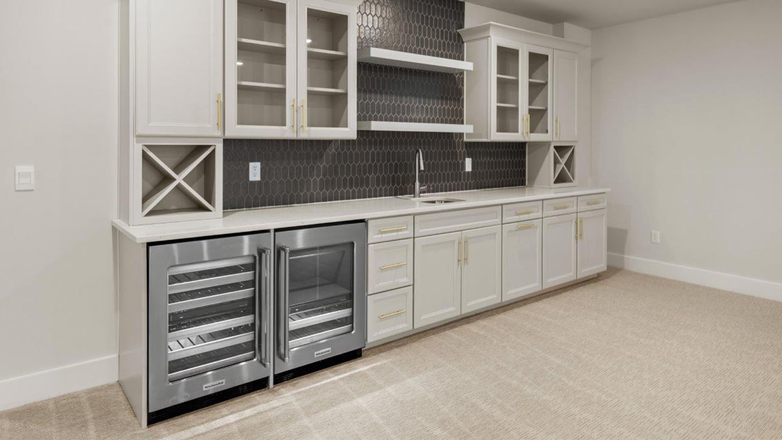 finished basement rec room with wet bar
