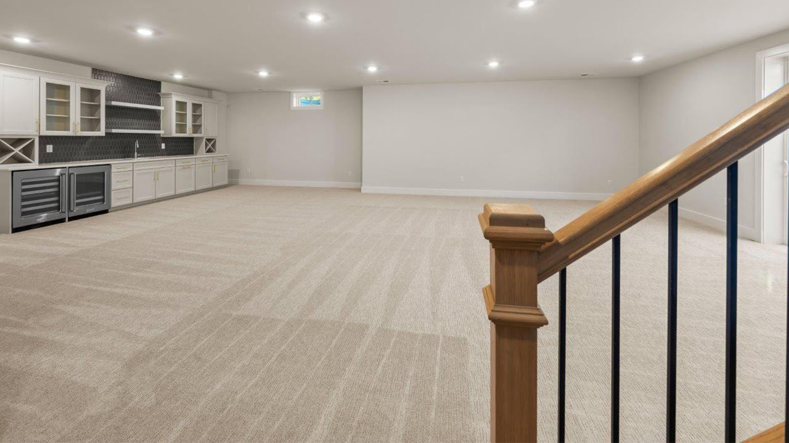 finished basement rec room with wet bar