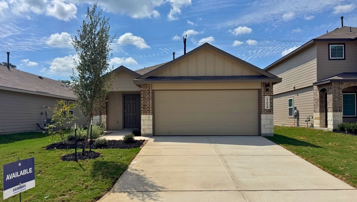 13650 Gunnison Quartz exterior
