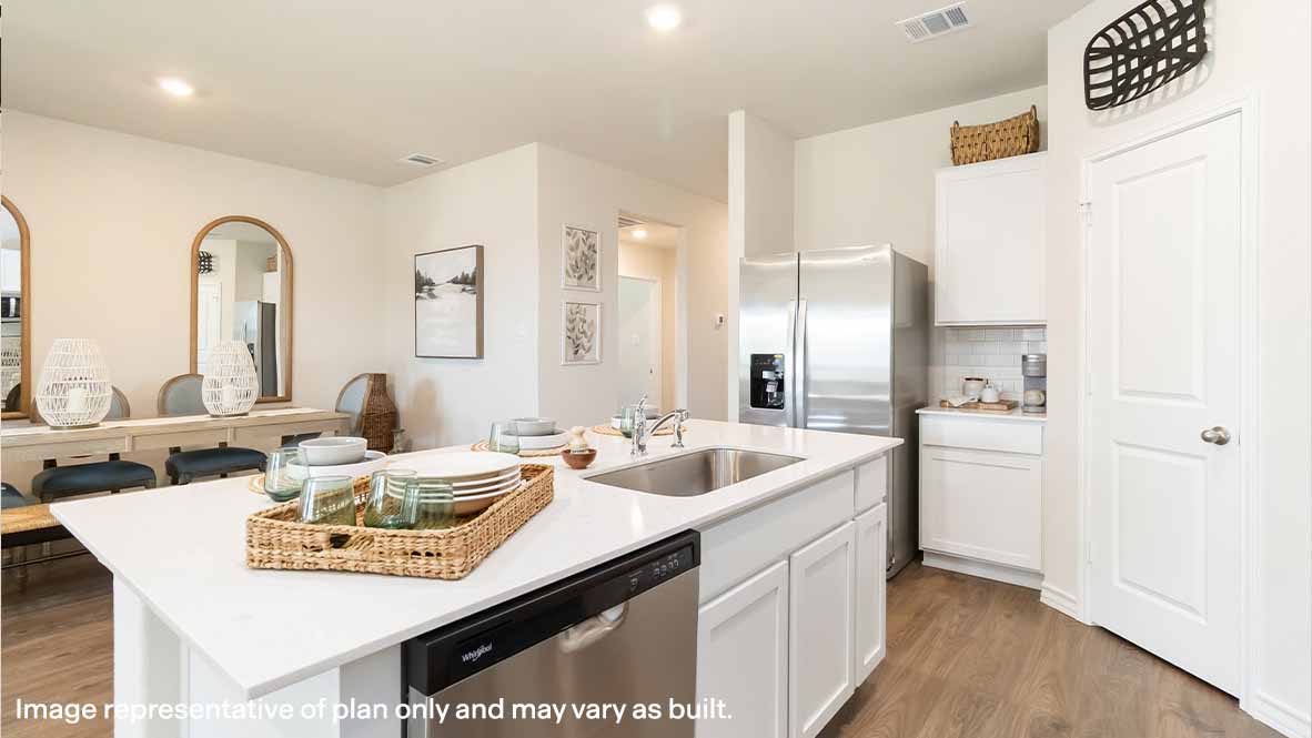 spacious kitchen with corner walk in pantry