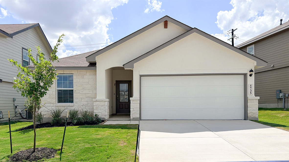 5735 Gray Moore exterior