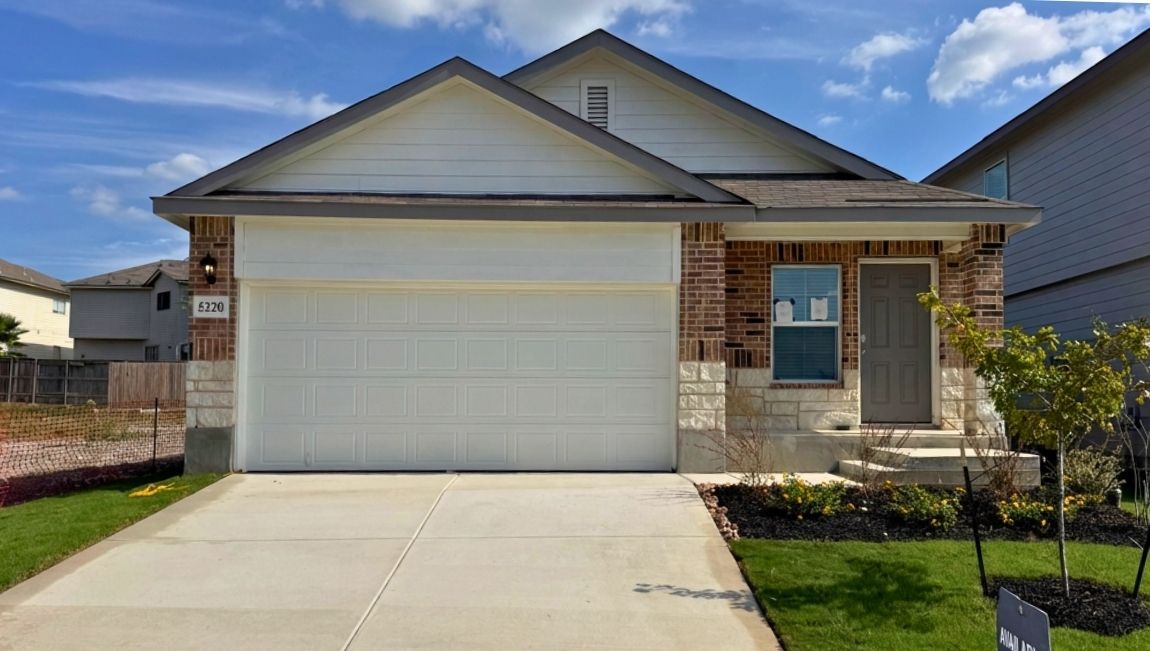 5220 Grass Hill Drive exterior