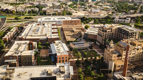 the pearl shopping district