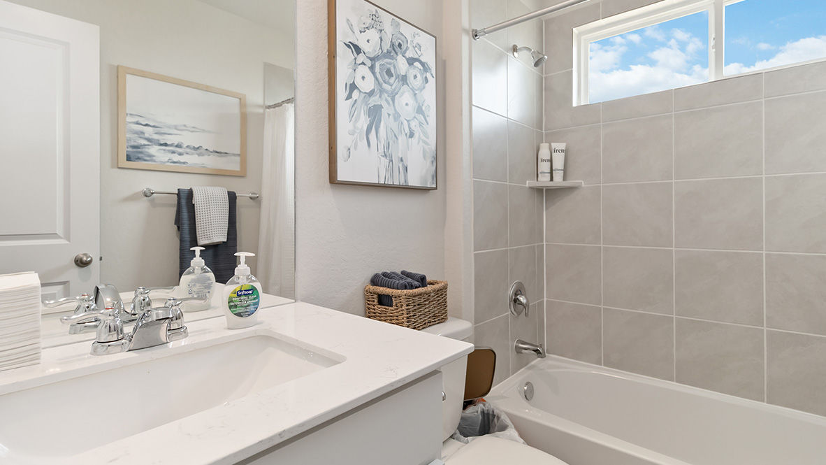 bathroom with garden tub