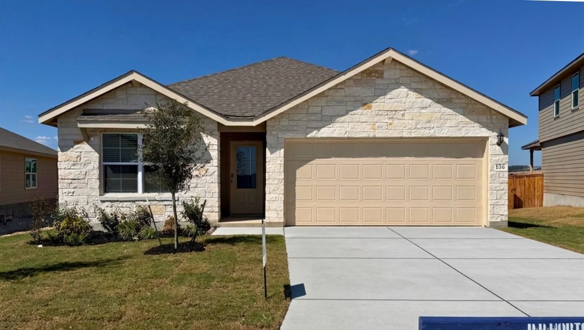 136 Ivy Way exterior