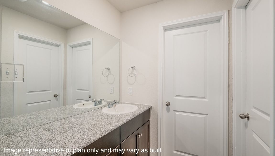 Primary En Suite - The Amber Floor Plan at Redbird Ranch in San Antonio, Texas Presented By D.R. Horton