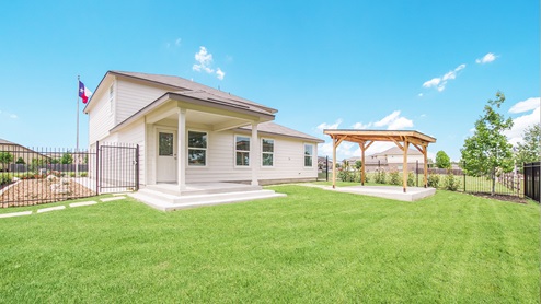 san antonio redbird ranch outdoor space new home construction