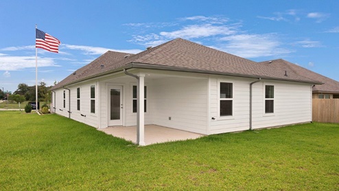 Pleasant Hill Model Home covered patio.