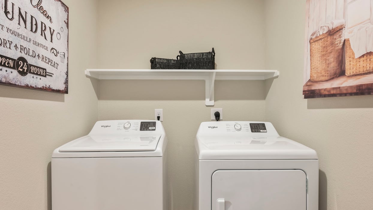 Knox landing utility room
