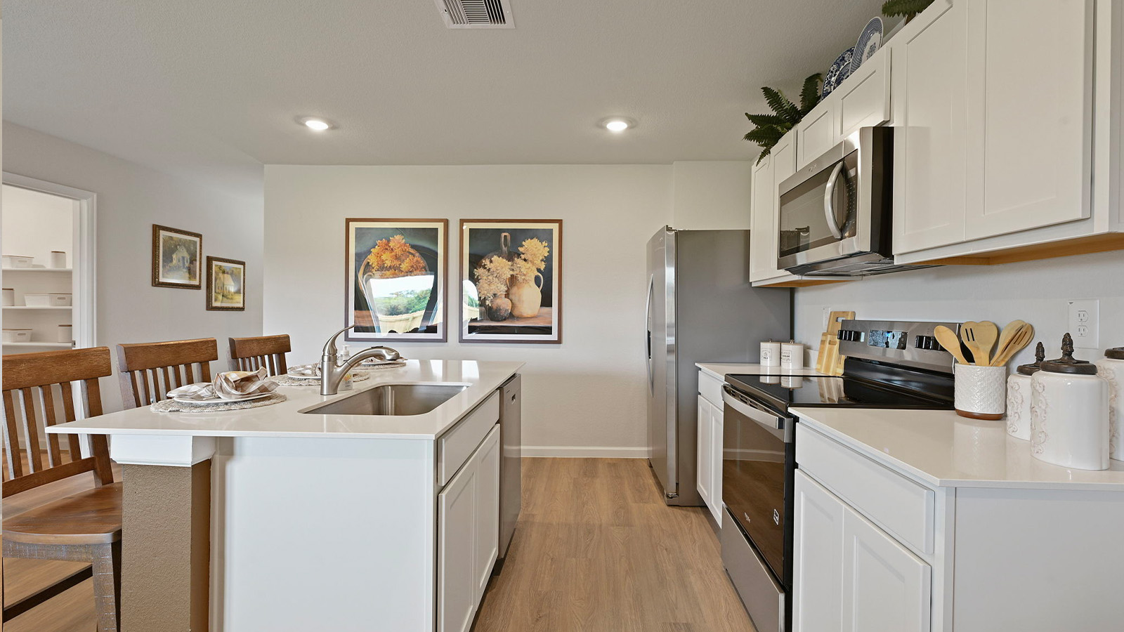 Whitetail Run model Home Kitchen