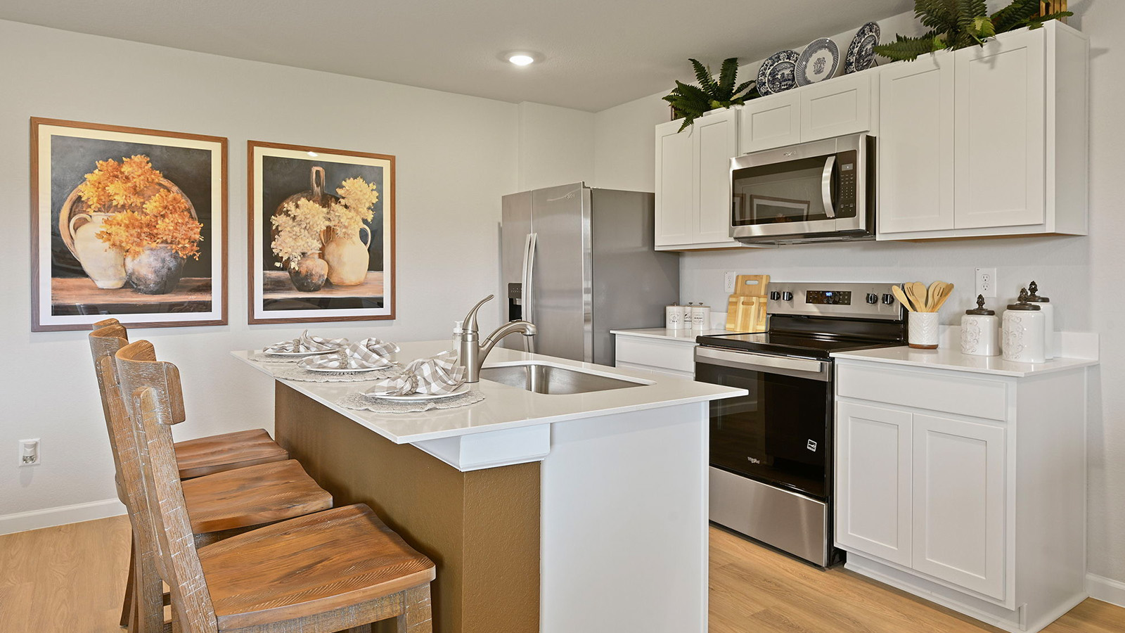 Whitetail Run Model Home Kitchen