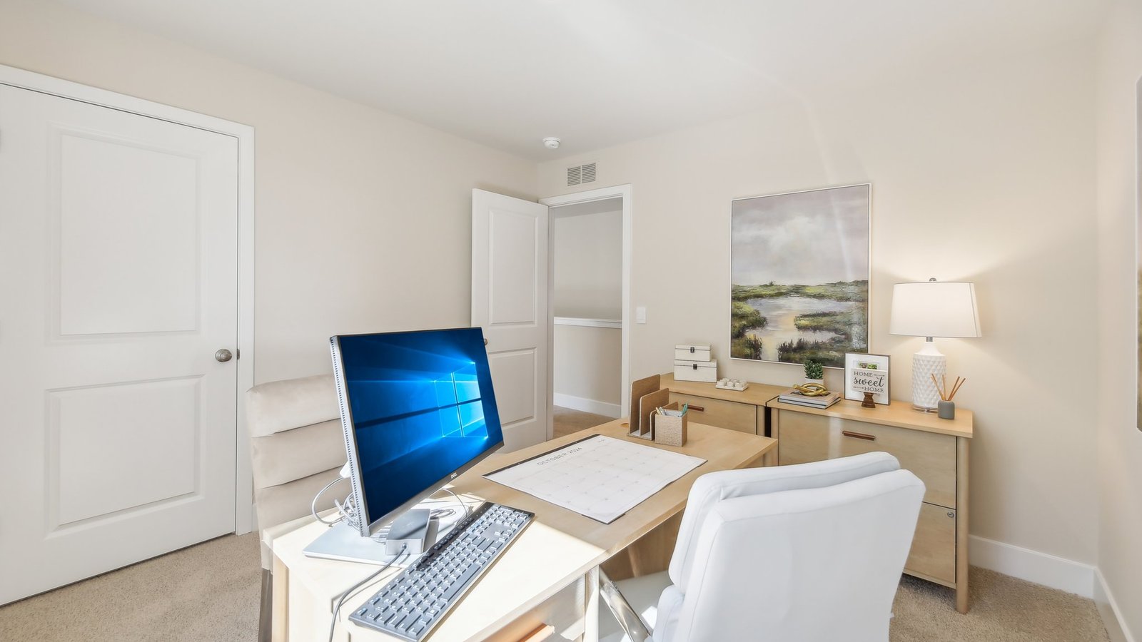 Functional home office space in a newly built Winchester, Virginia home