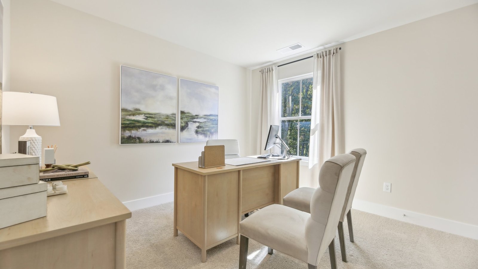 office space secondary bedroom