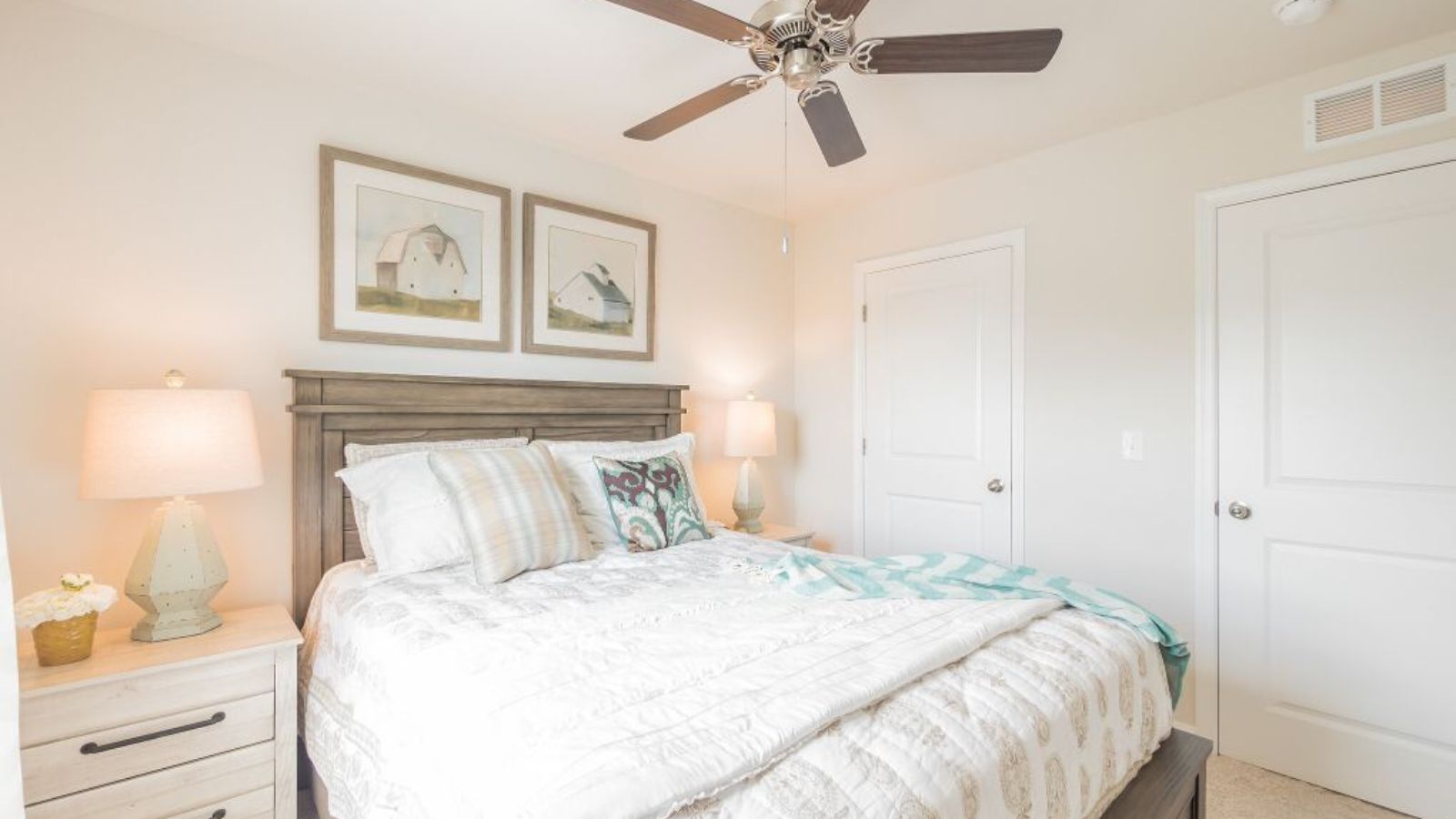 secondary bedroom