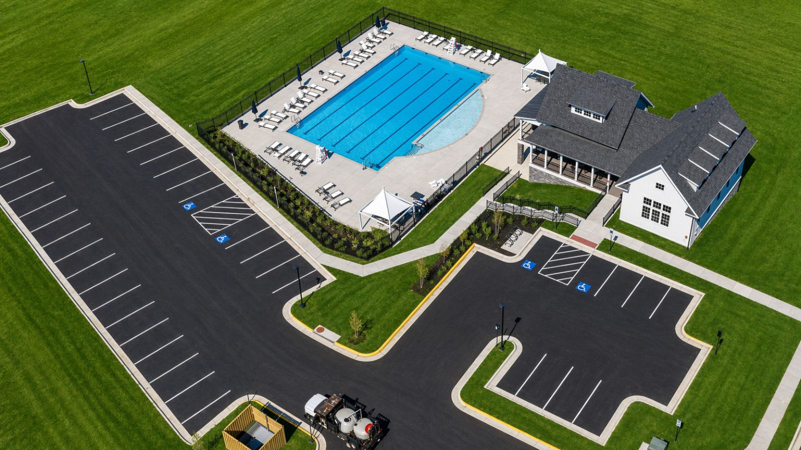 Pool at Retreat at Winding Creek
