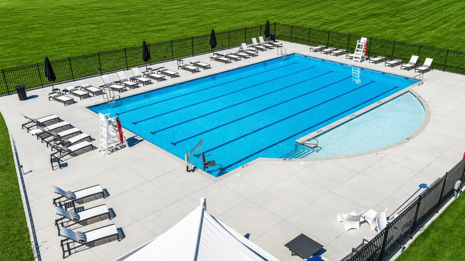 Pool at Retreat at Winding Creek