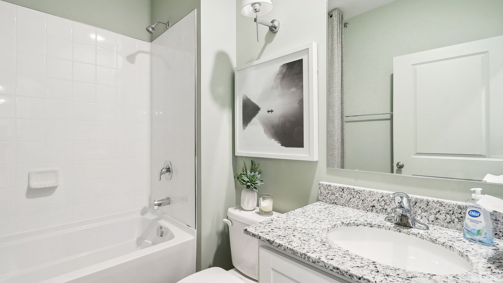 secondary bath comes with a bathtub