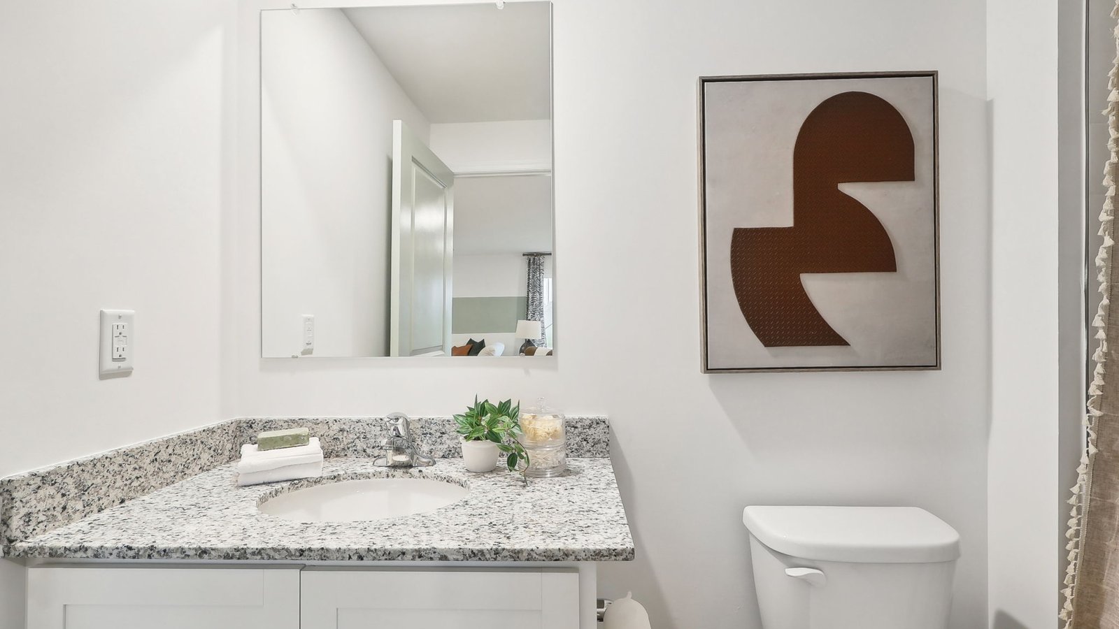 dull bath with modern design