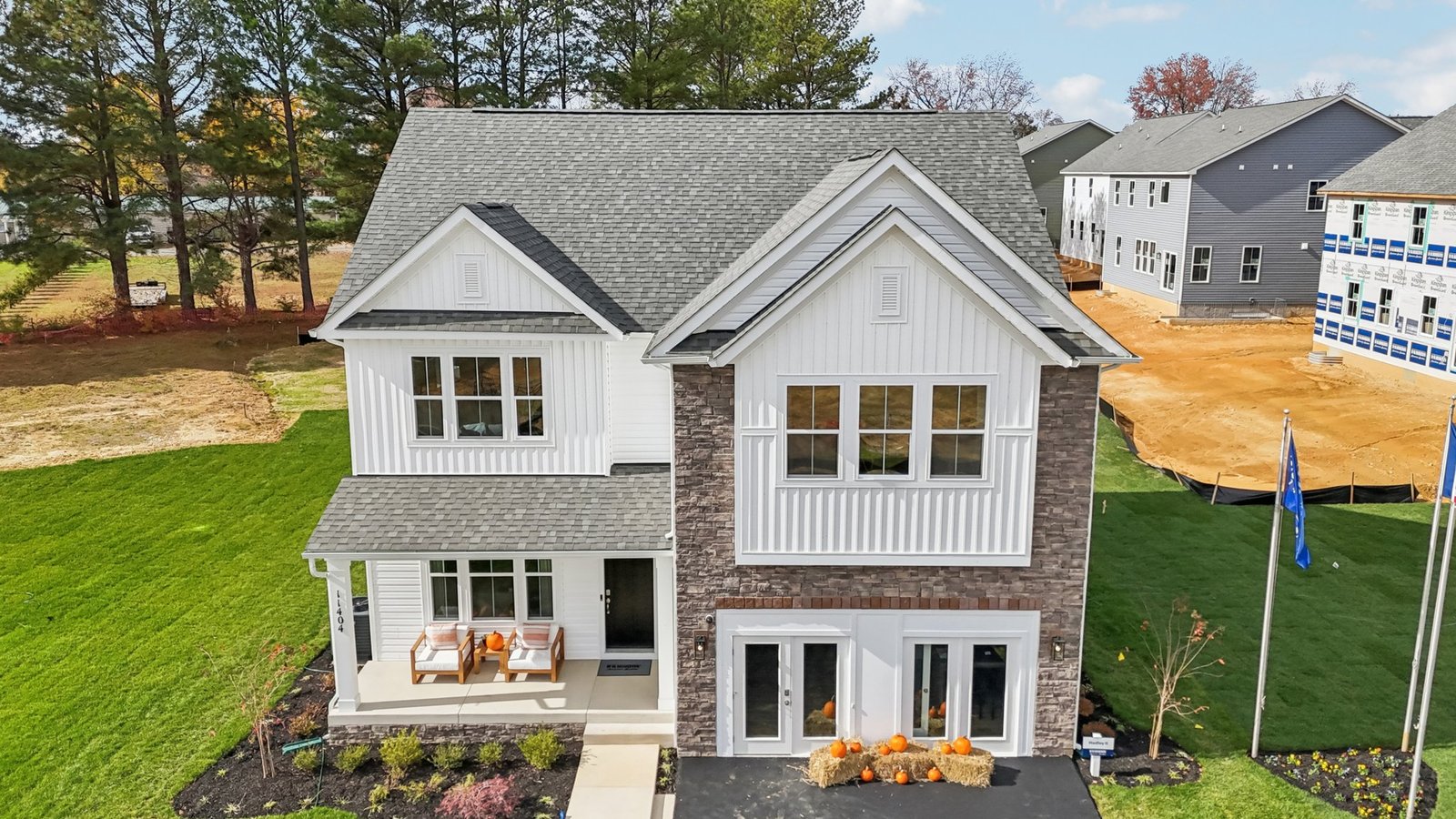 New home in Fredericksburg VA featuring Hampshire II floorplan elevation L