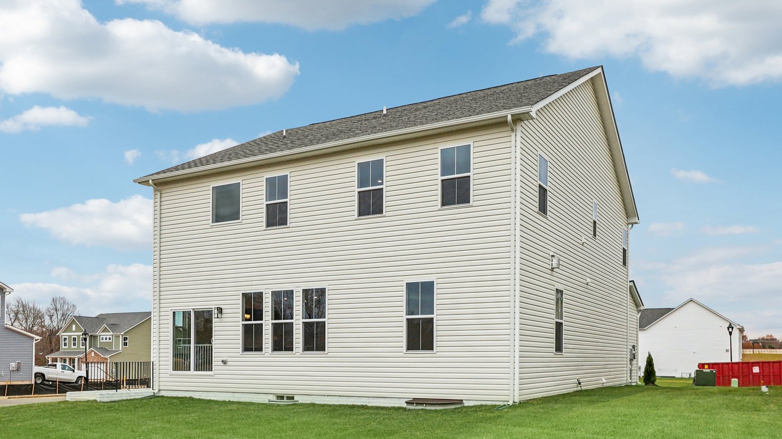 Hampshire II model exterior look from the back