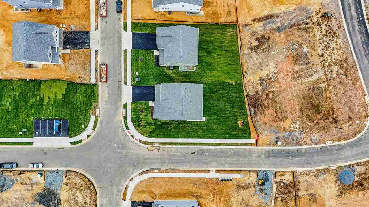 Hampshire II model birds view roof