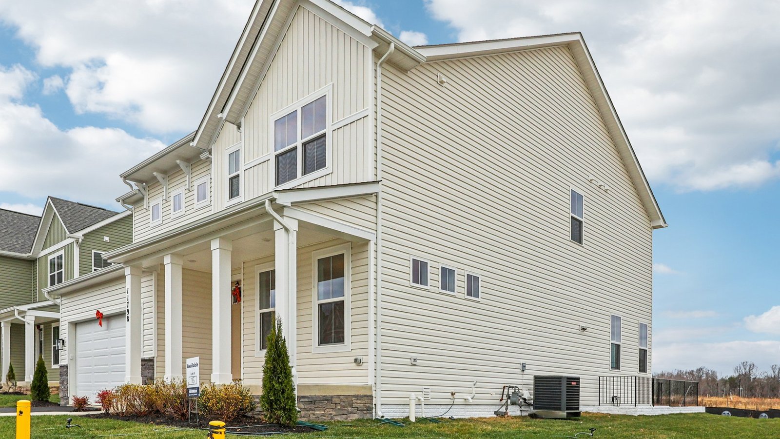 Hampshire II front exterior