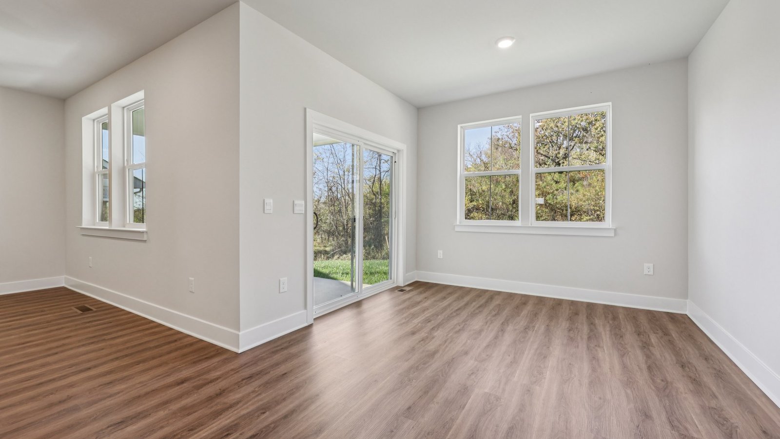 open concept modern kitchen and dining room